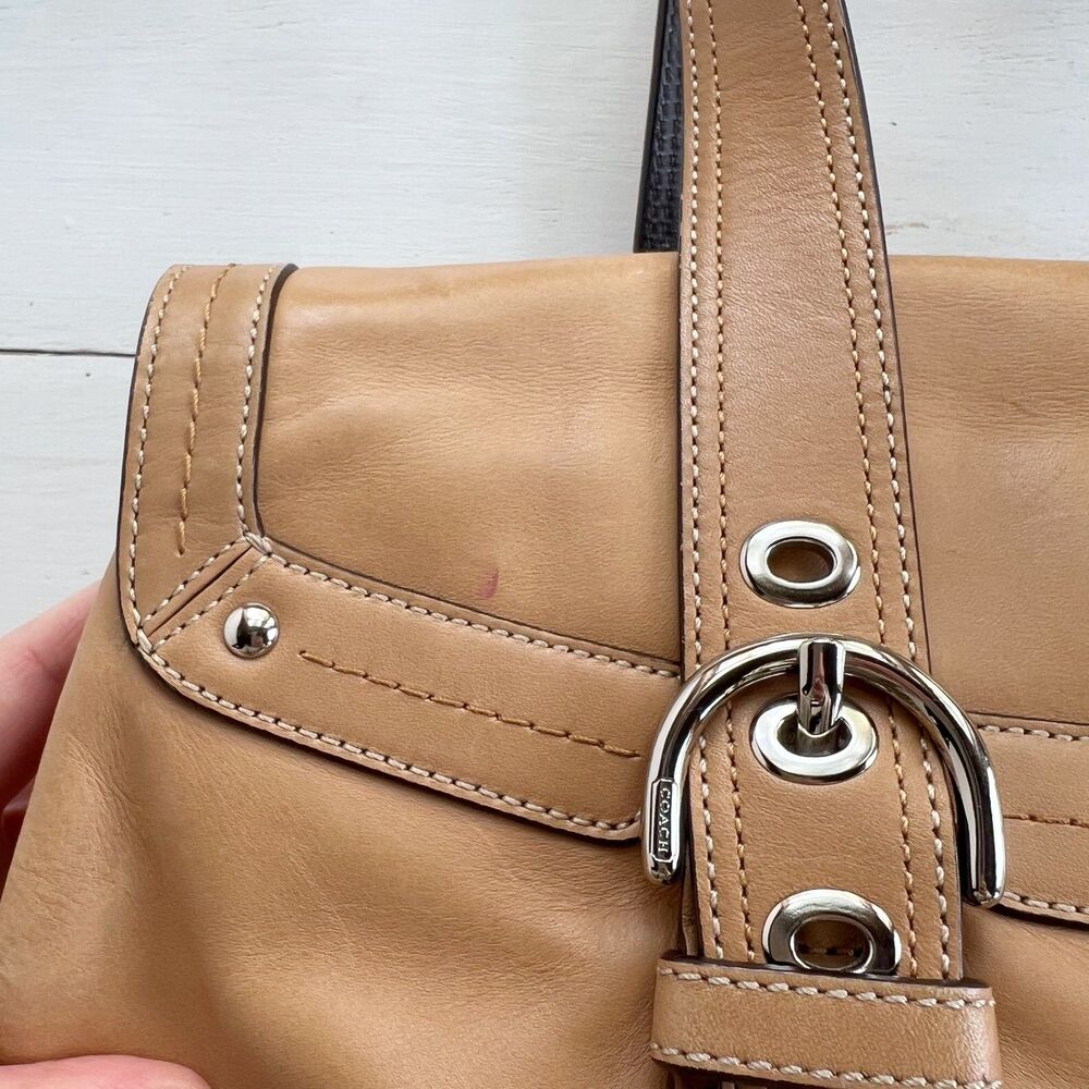 •Vintage• Coach Y2K Soho Hampton Flap F12304 Leather Satchel Bag in British Tan - Picture 5 of 15